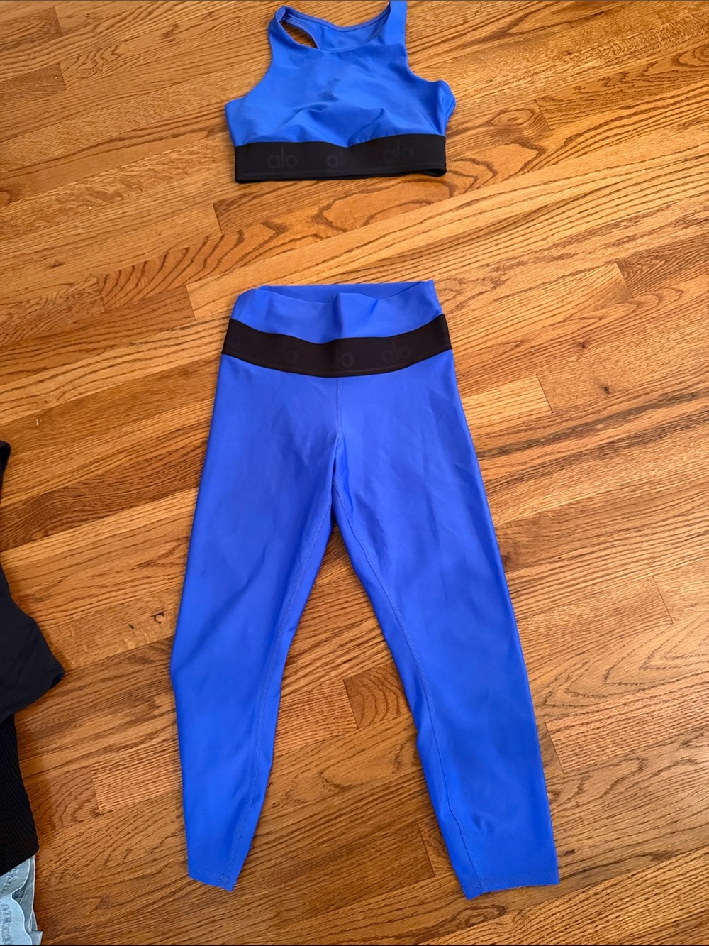 ALO Yoga Cobalt Blue High-Rise Leggings with Black Waistband